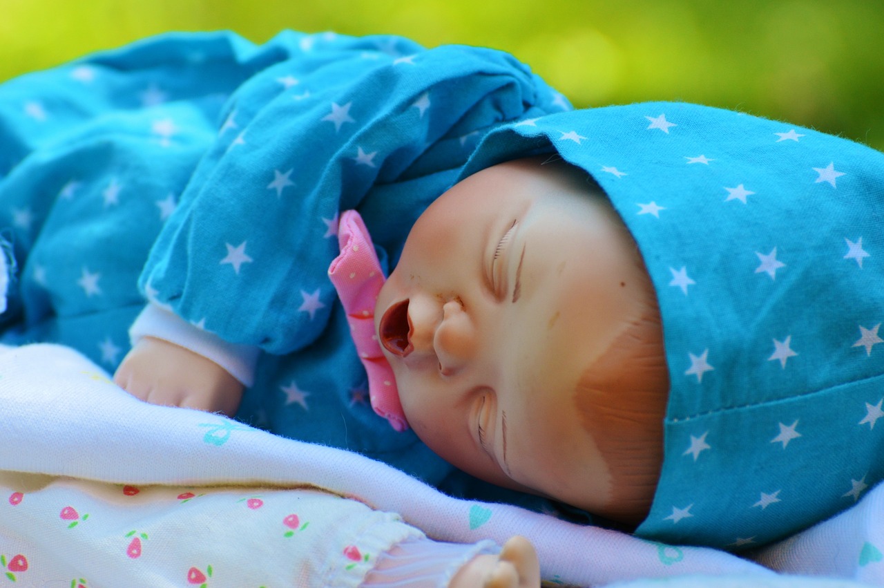奶水冻了怎么给孕妈供卵生的宝宝吃（奶水冻成冰块了还能给孕妈供卵生的宝宝吃吗）